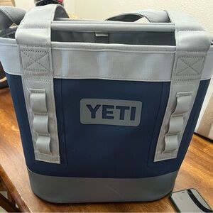 Yeti Camino 20 - Navy